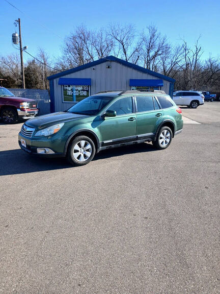 2011 SUBARU Outback