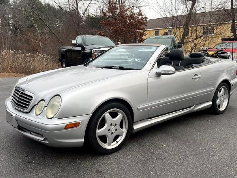 2000 MERCEDES-BENZ CLK-Class