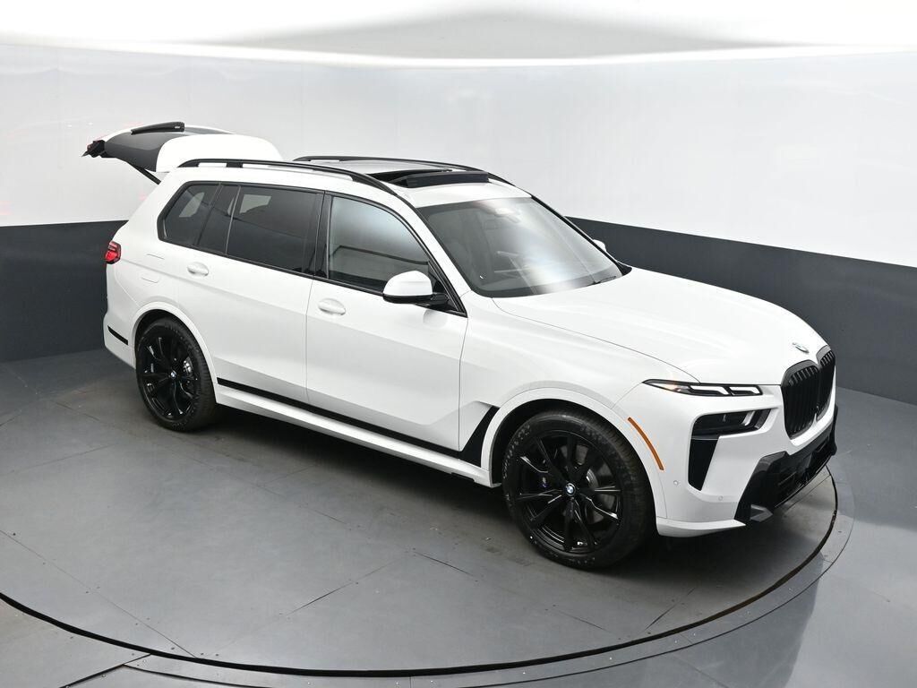 2026 BMW X7