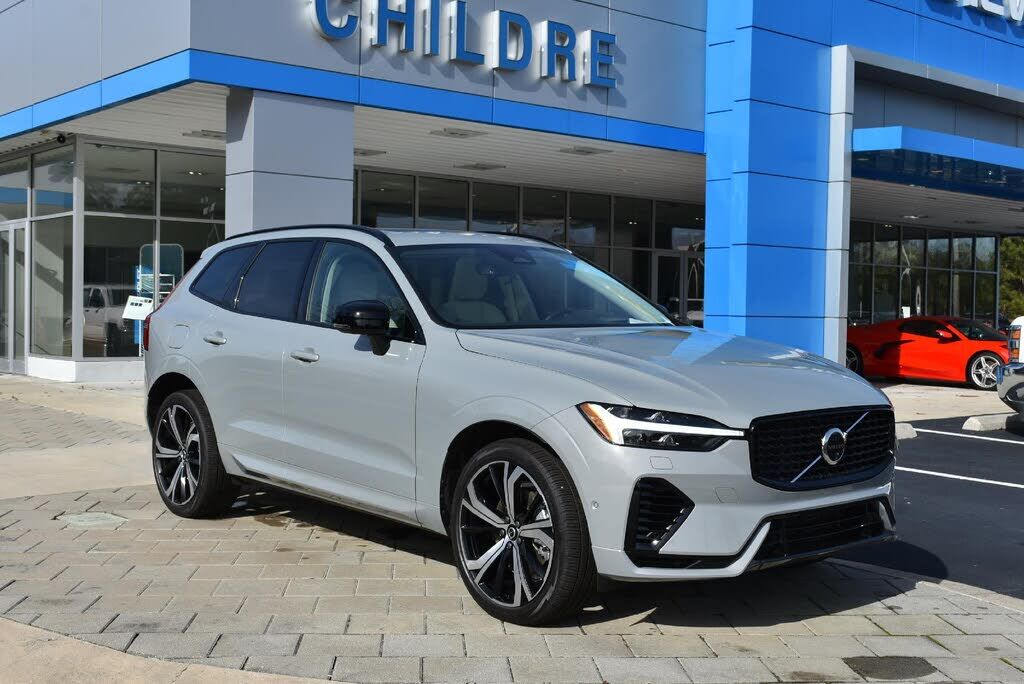2024 VOLVO XC60