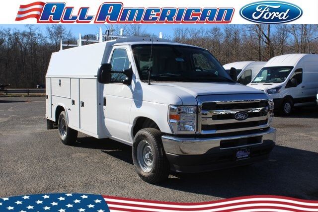 2026 FORD E-350