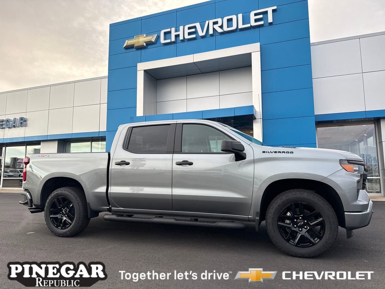 2026 CHEVROLET Silverado