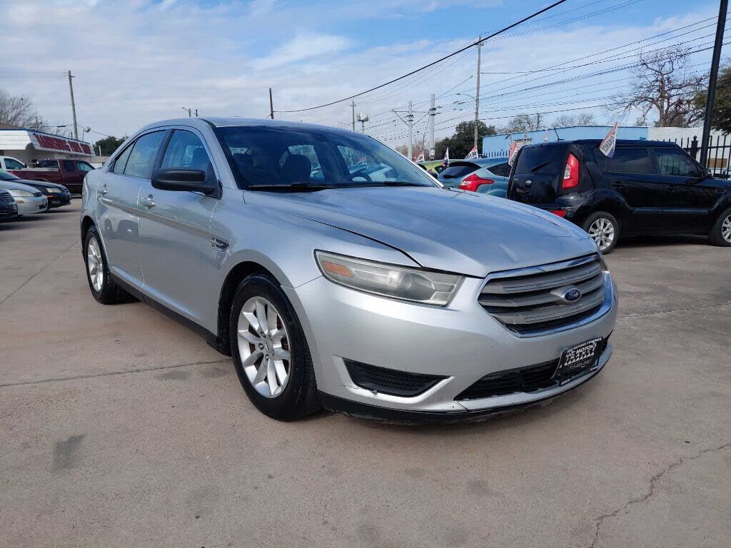 2014 FORD Taurus