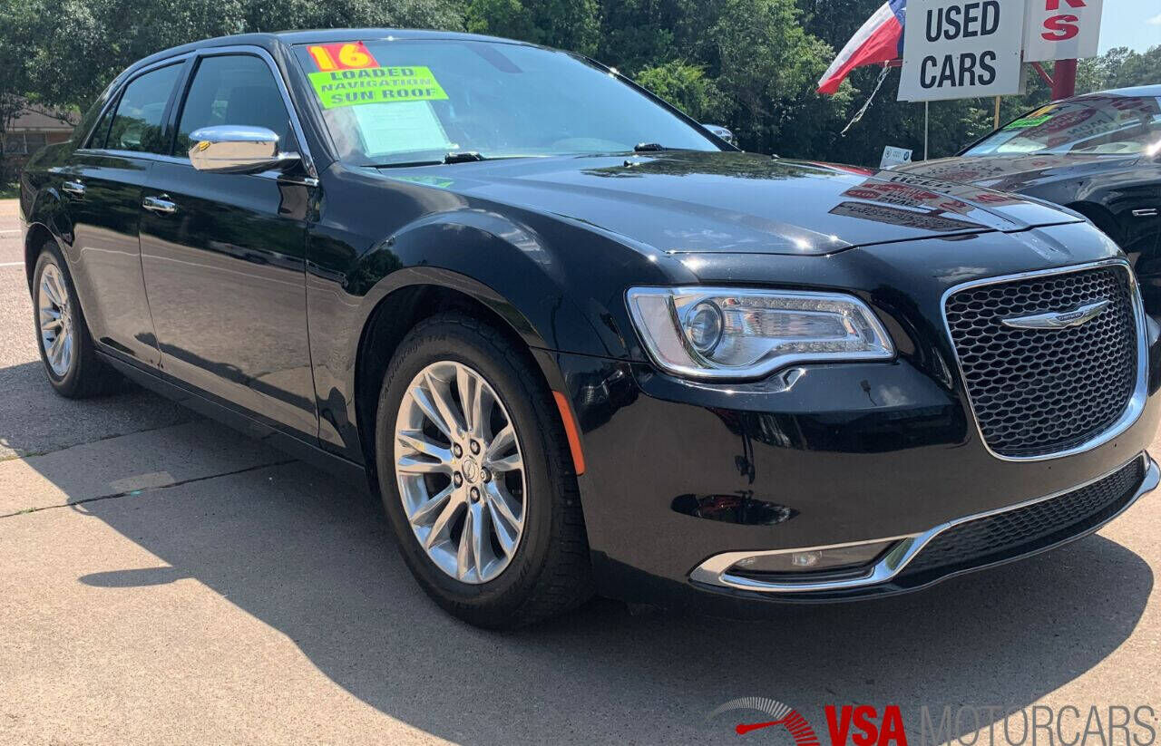 2016 CHRYSLER 300
