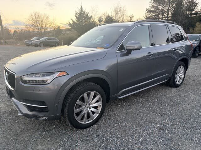 2017 VOLVO XC90