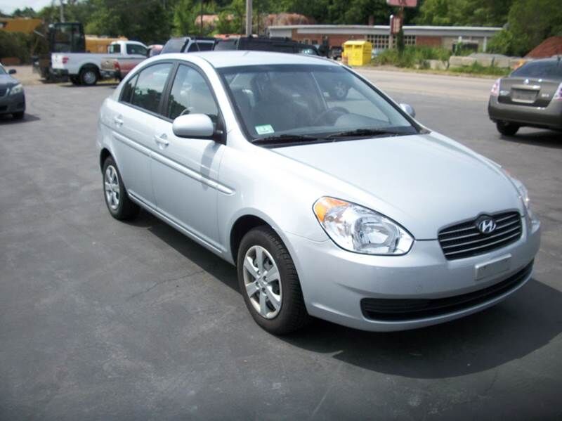 2010 HYUNDAI Accent