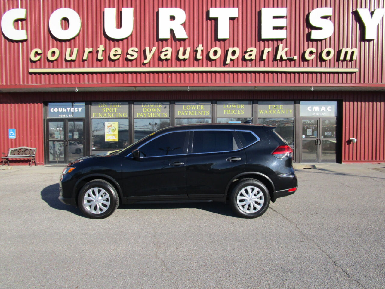 2017 NISSAN Rogue