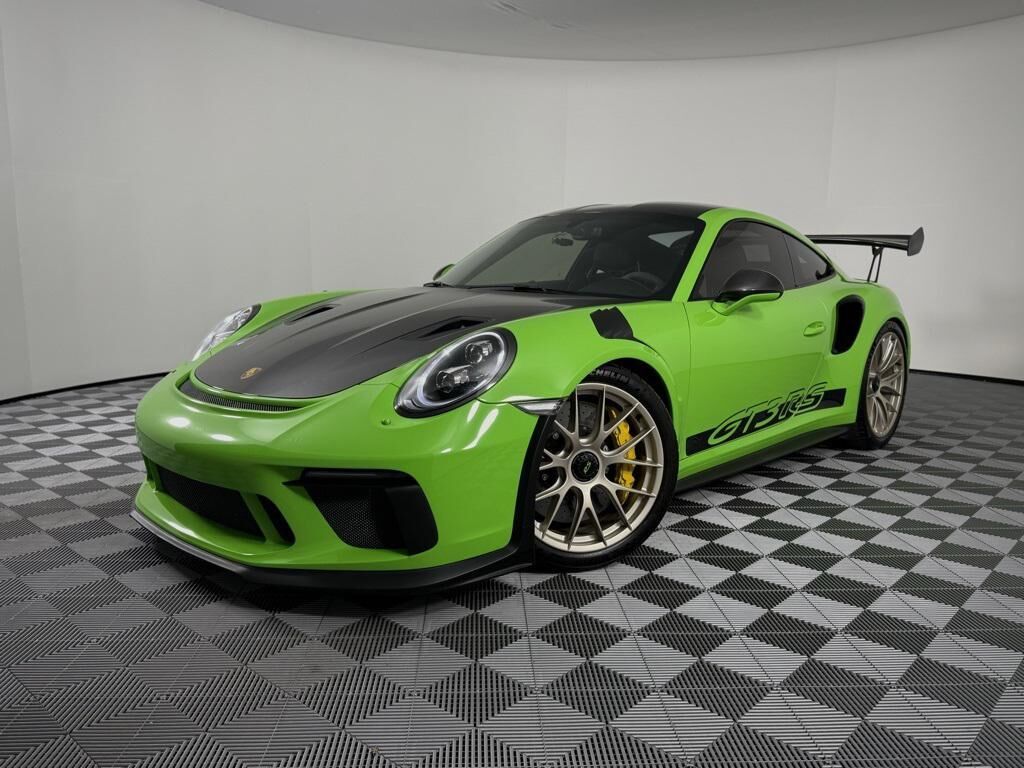 2019 PORSCHE 911