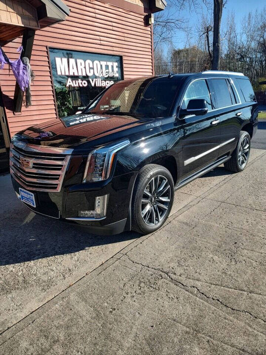 2020 CADILLAC Escalade