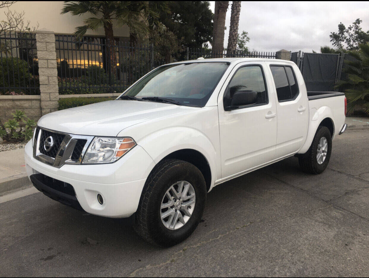 2017 NISSAN Frontier