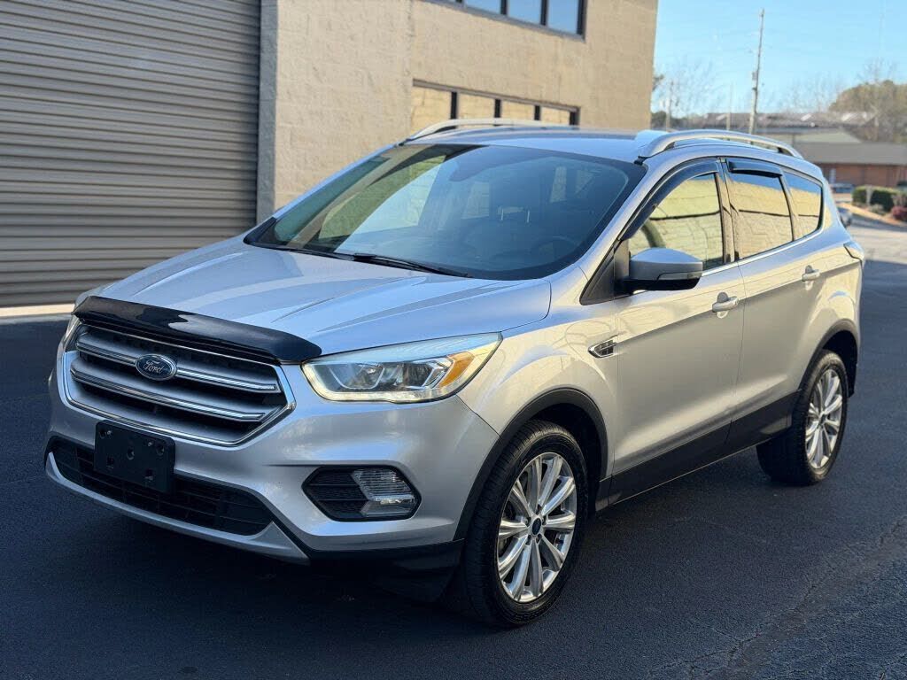 2017 FORD Escape