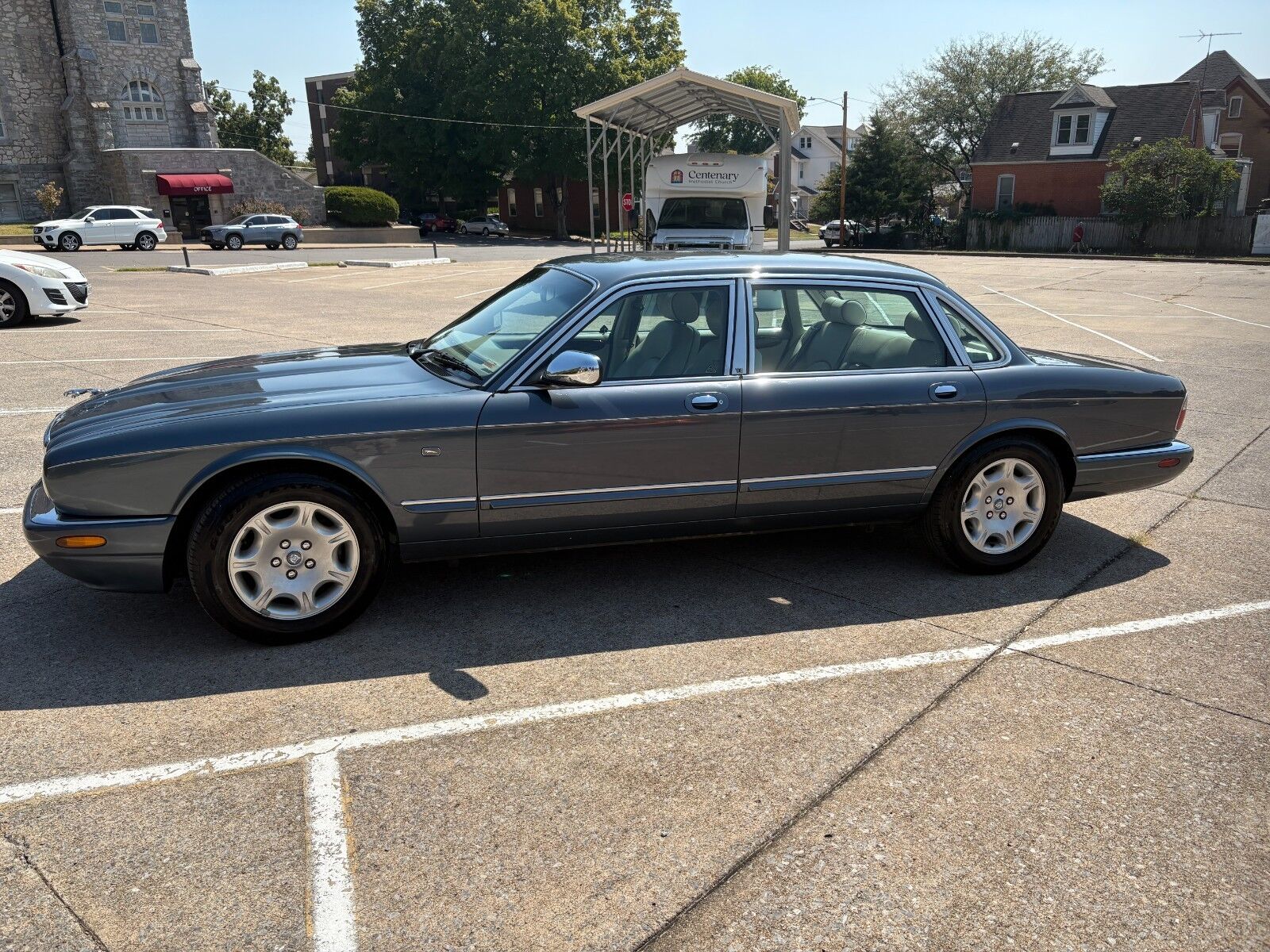 Jaguar Vanden Plas