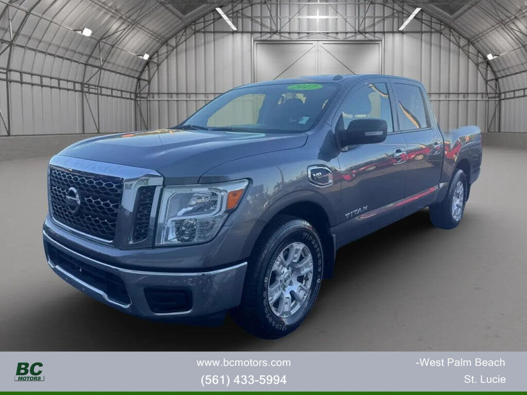 2017 NISSAN Titan