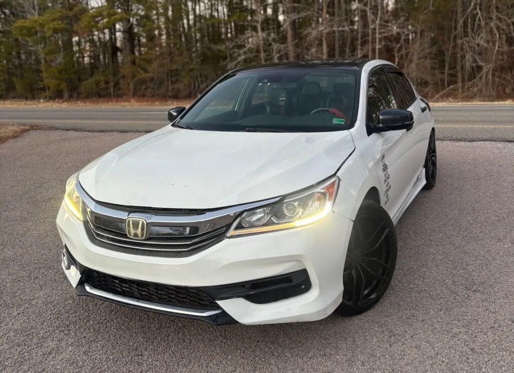 2017 HONDA Accord