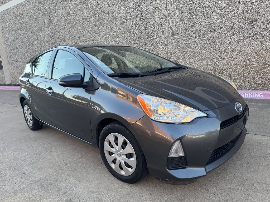 Toyota Prius C