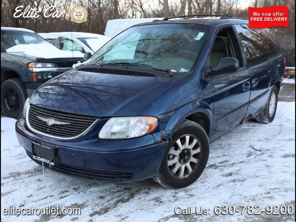 2002 CHRYSLER Town and Country