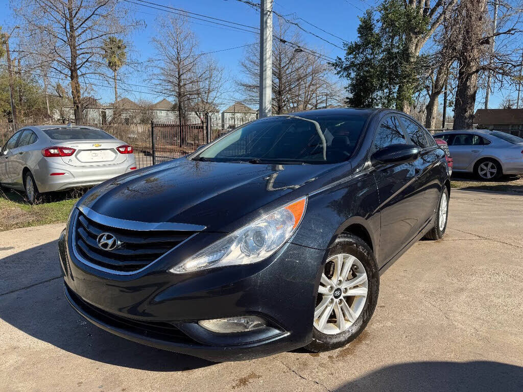 2013 HYUNDAI Sonata