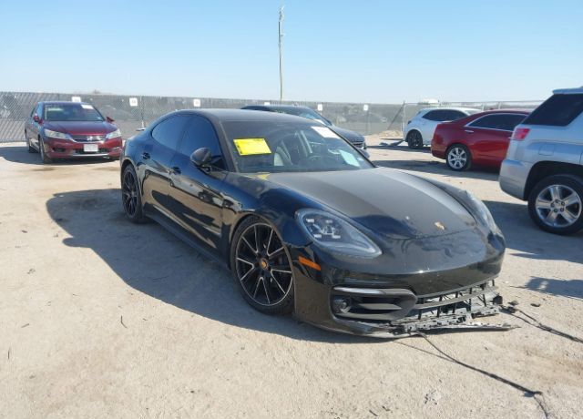 2023 PORSCHE Panamera