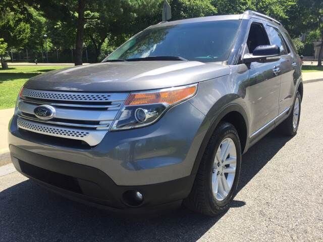 2014 FORD Explorer