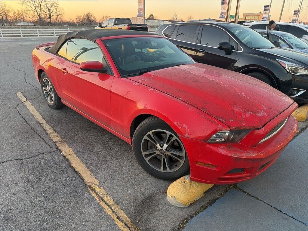 2013 FORD Mustang