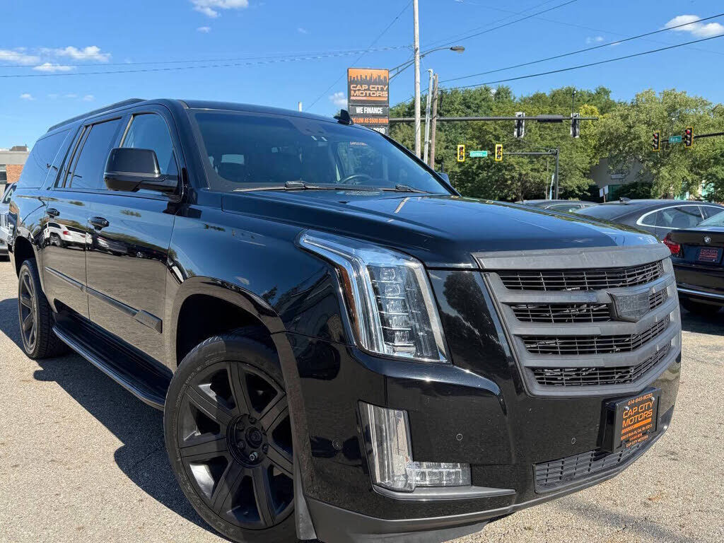 2018 CADILLAC Escalade ESV