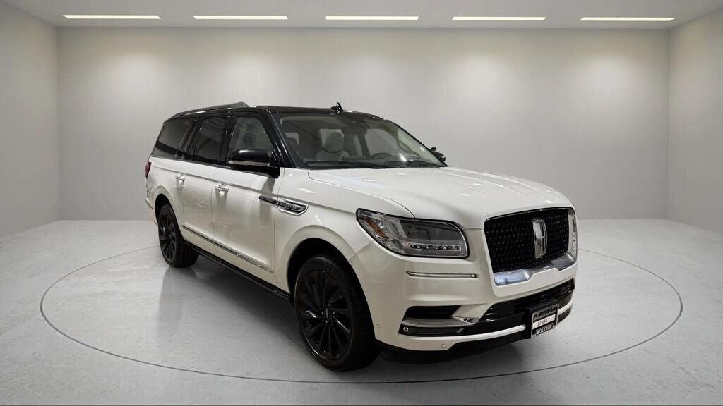 2021 LINCOLN Navigator L