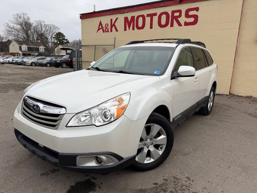 2010 SUBARU Outback