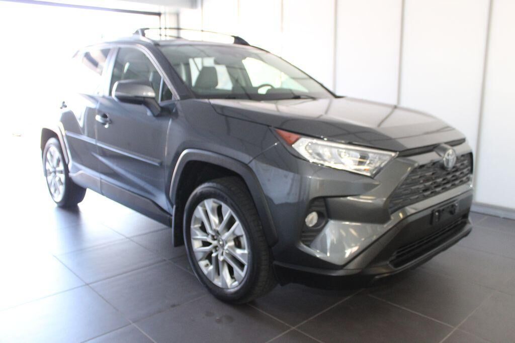 2019 TOYOTA RAV4