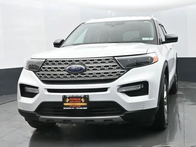 2022 FORD Explorer