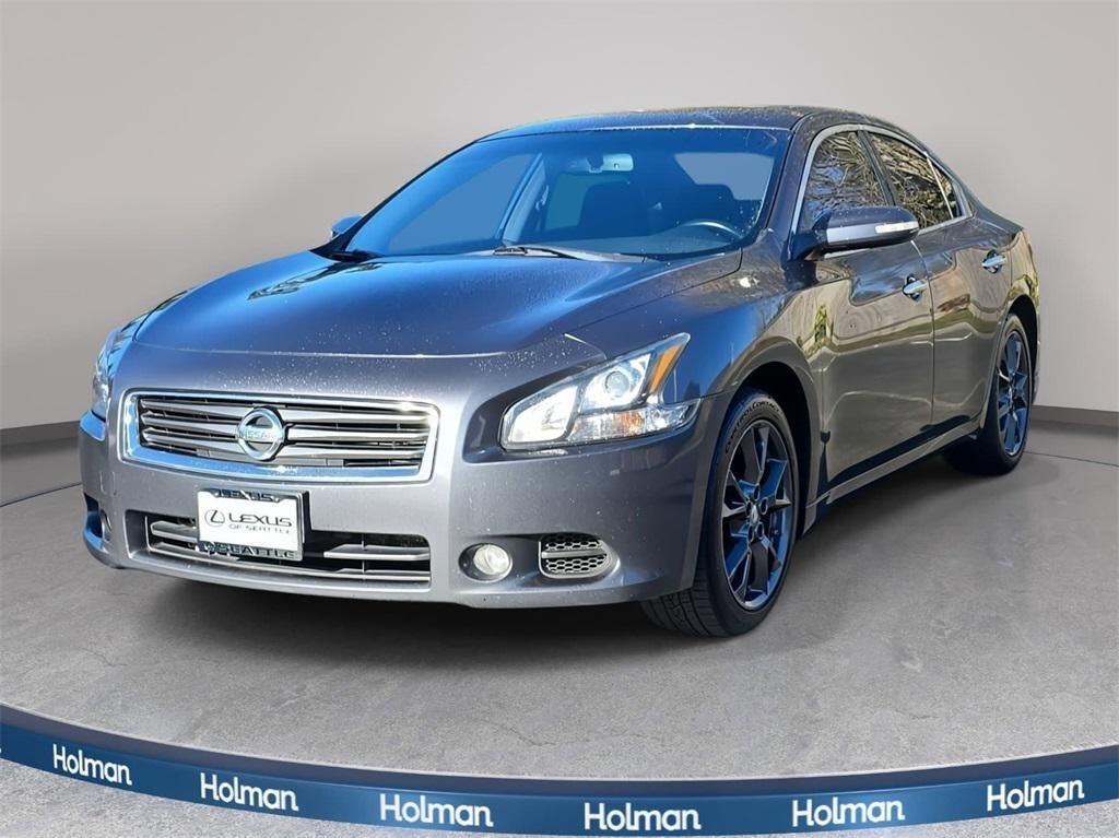 Nissan Maxima