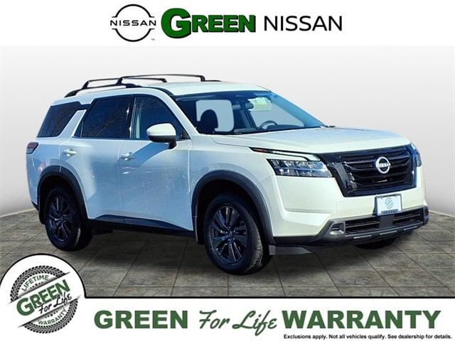 2022 NISSAN Pathfinder