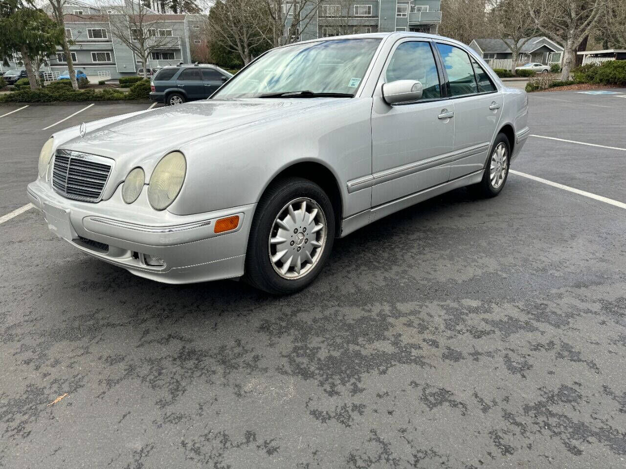 2001 MERCEDES-BENZ E-Class