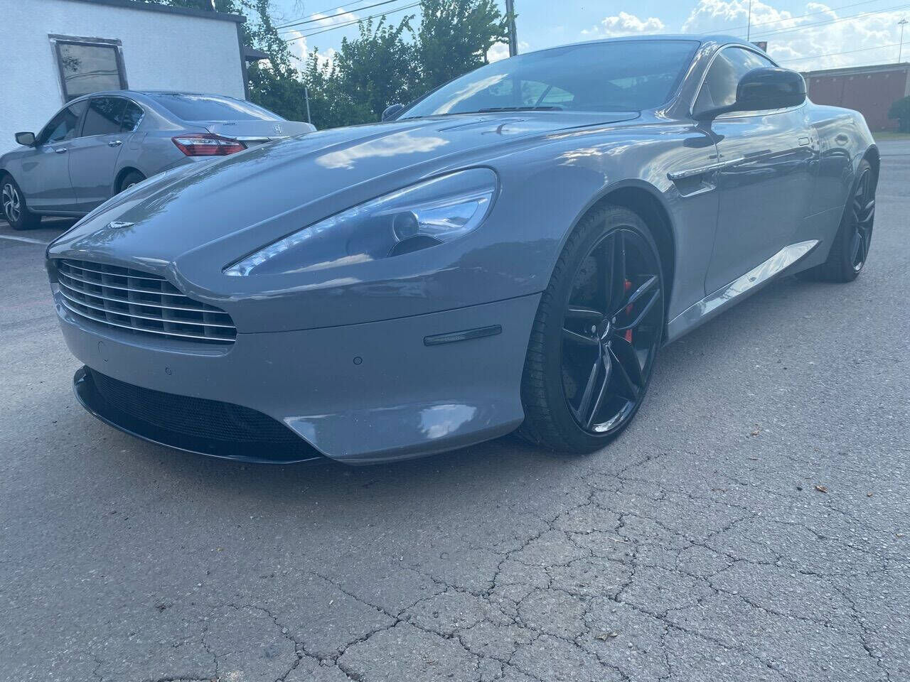 2016 ASTON MARTIN DB9