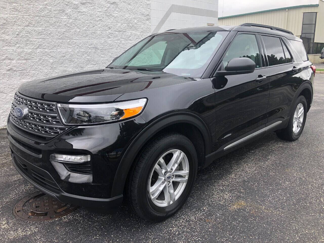 2021 FORD Explorer