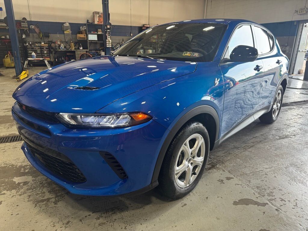 2025 DODGE HORNET
