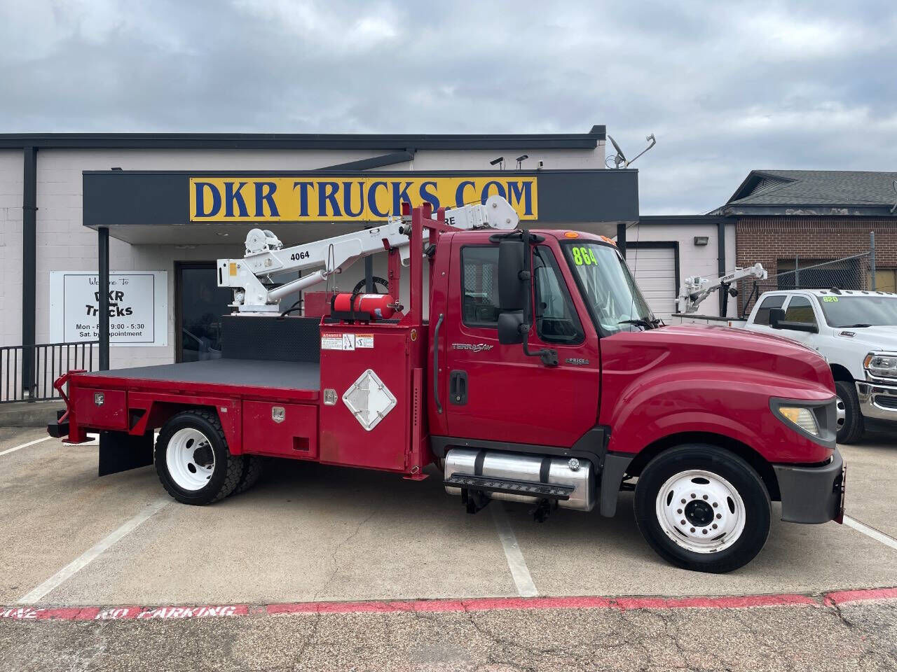 2014 INTERNATIONAL TA005