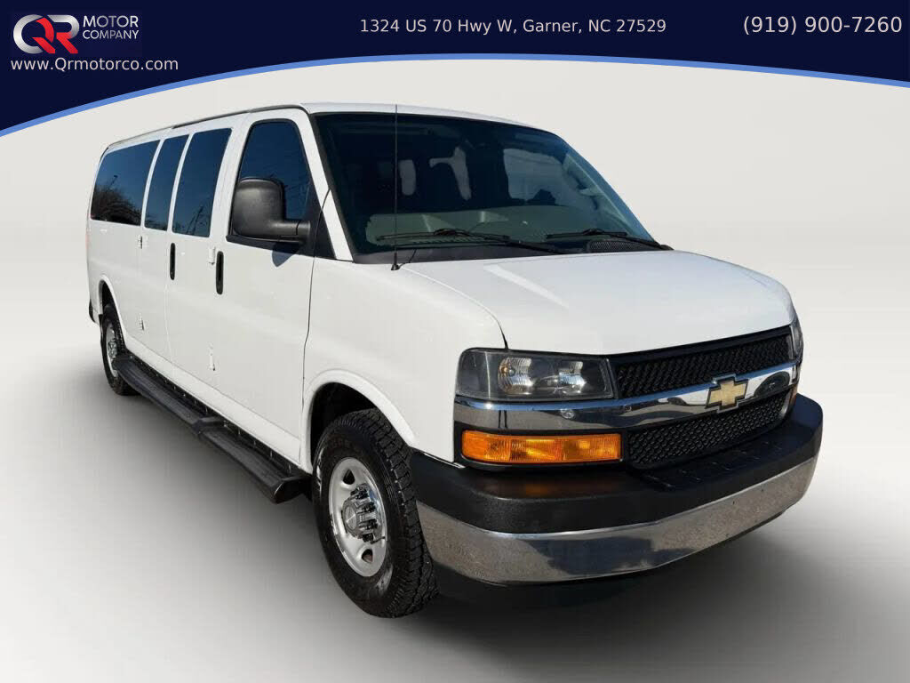 2020 CHEVROLET Express
