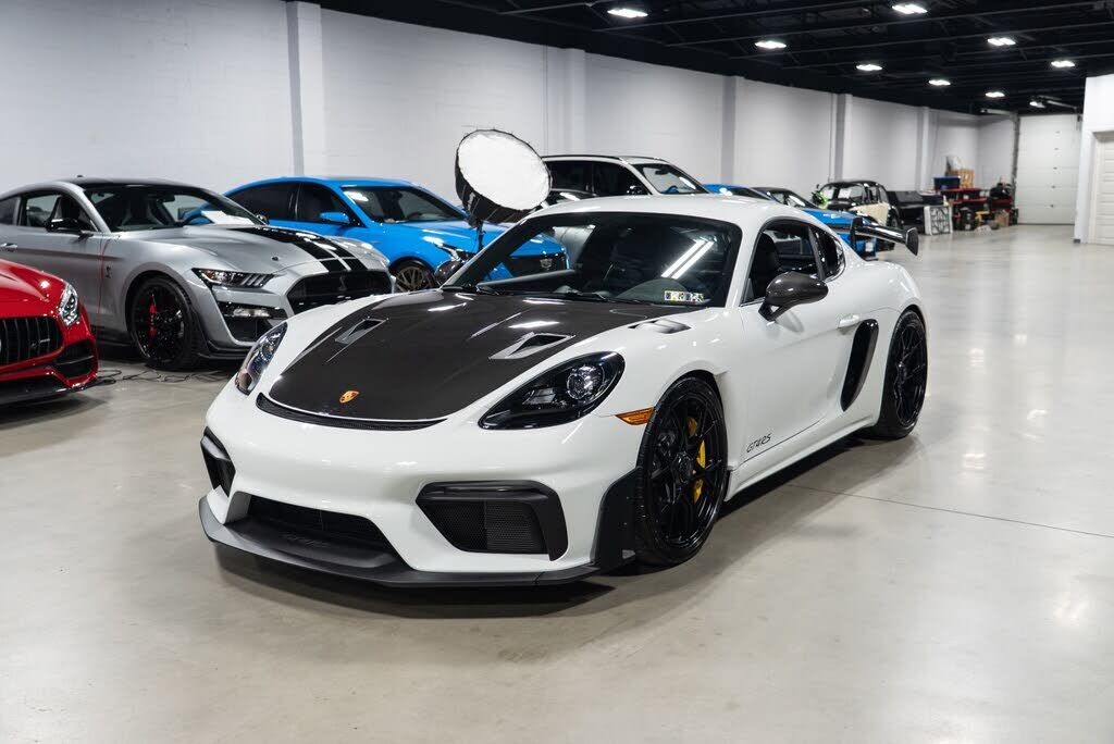 2023 PORSCHE 718