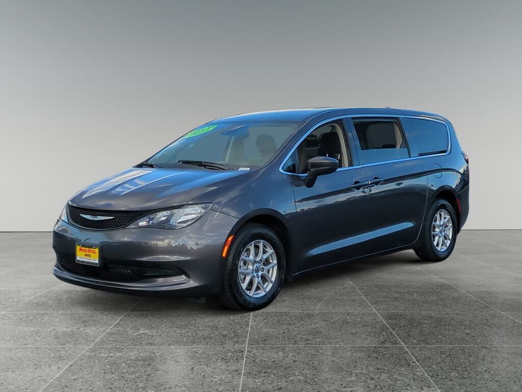 2023 CHRYSLER Voyager