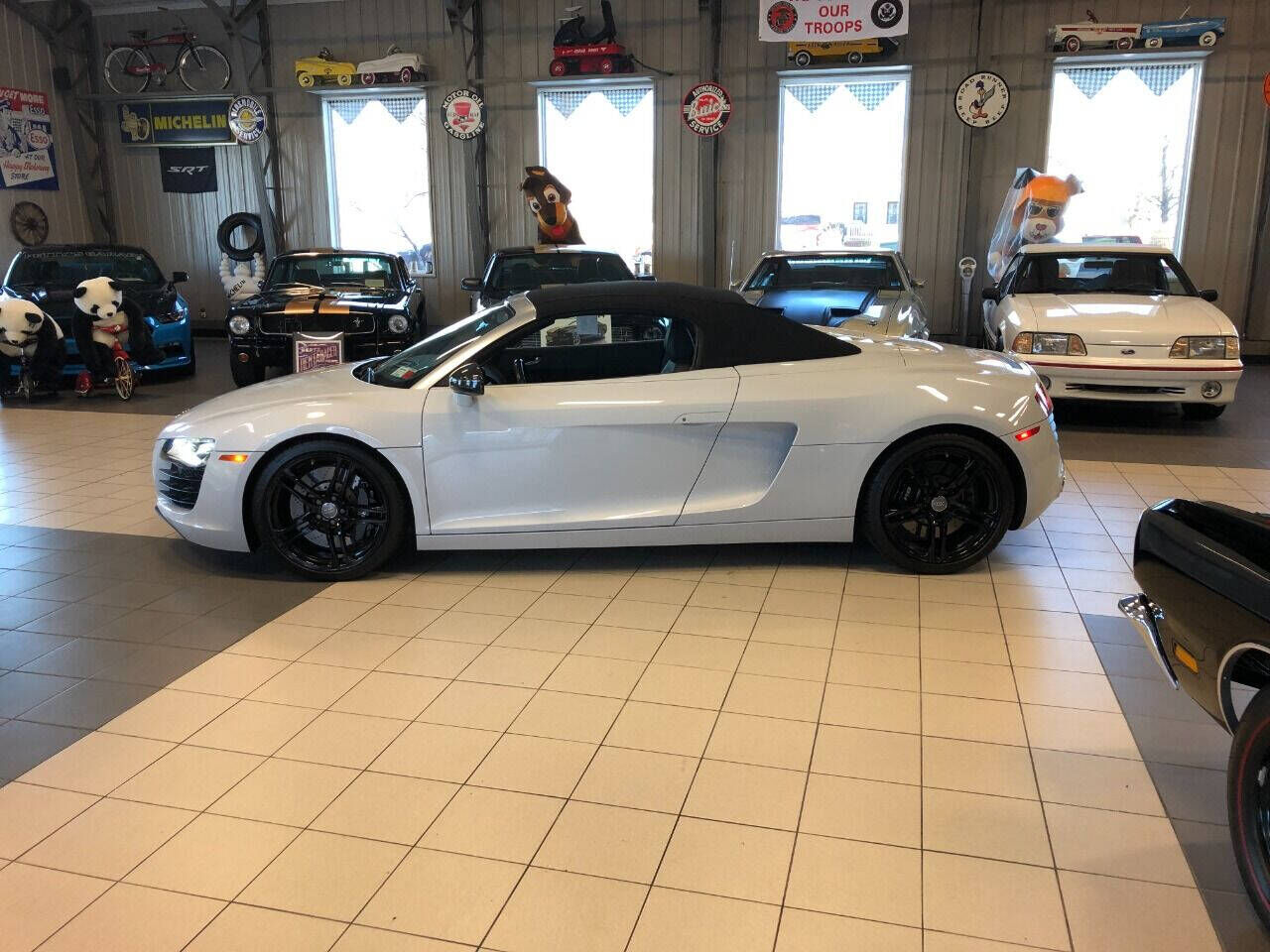 2012 AUDI R8