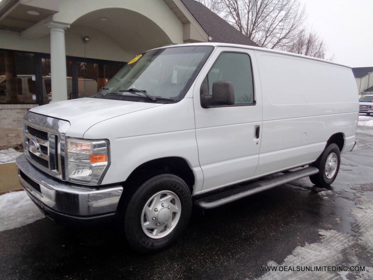 2014 FORD E-250