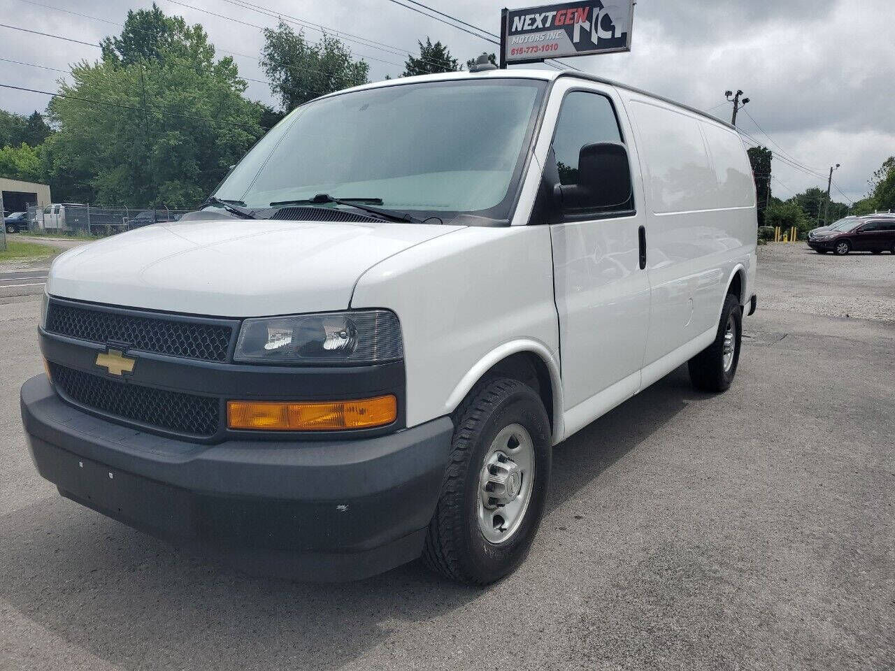 2019 CHEVROLET Express