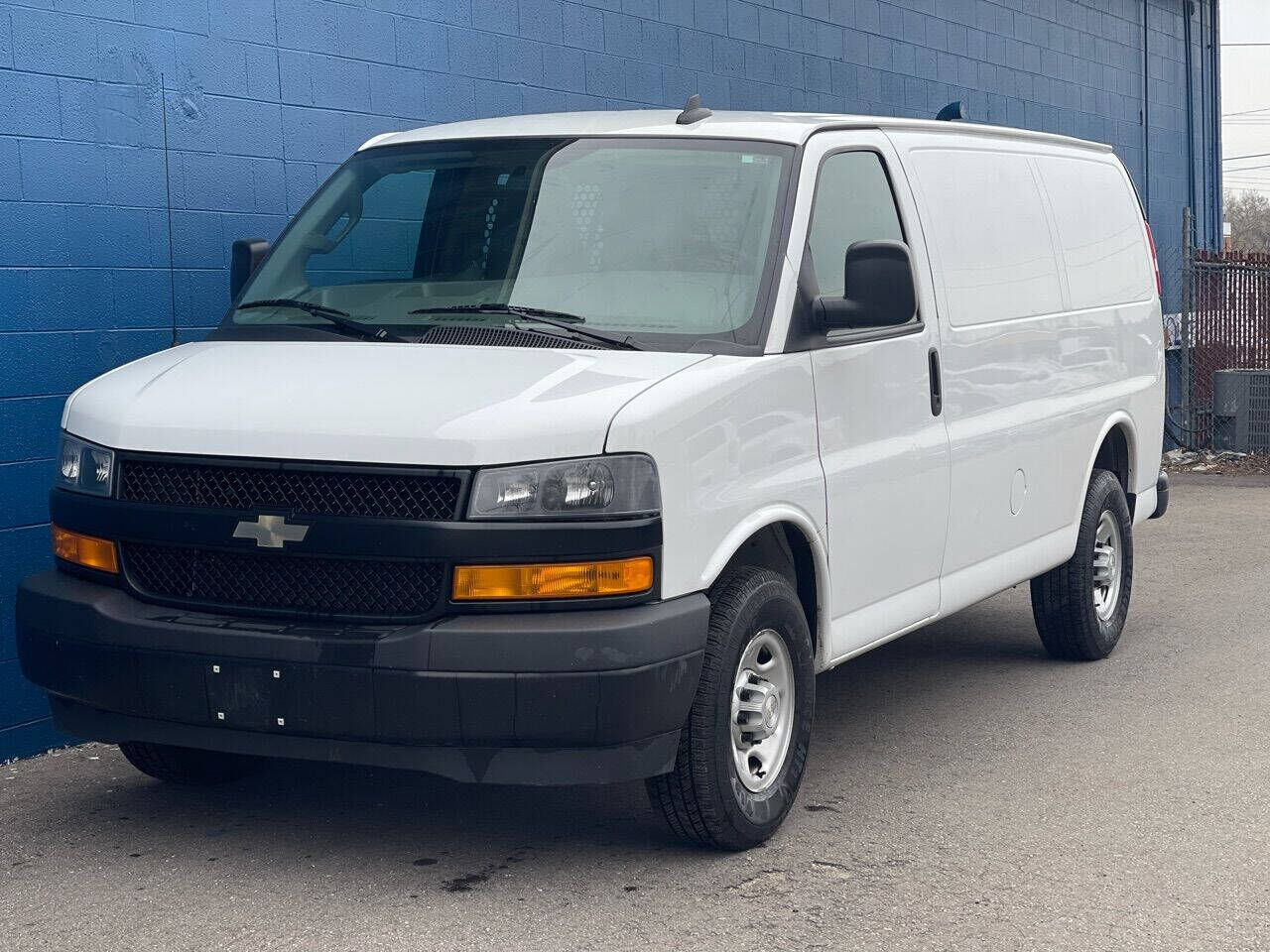 2019 CHEVROLET Express