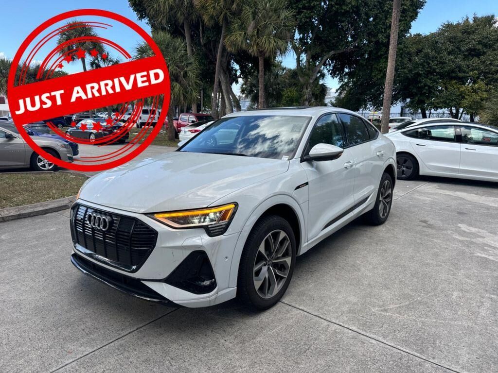 2021 AUDI e-tron Sportback