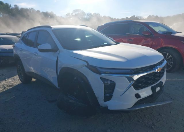 2025 CHEVROLET Trax