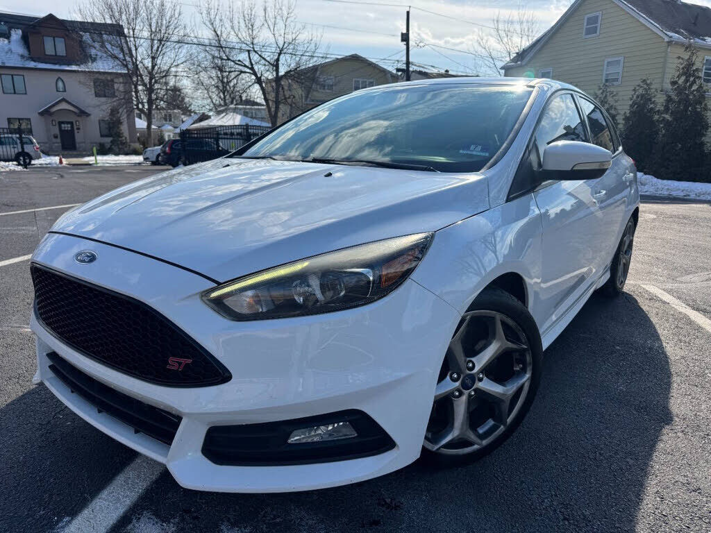 2016 FORD Focus