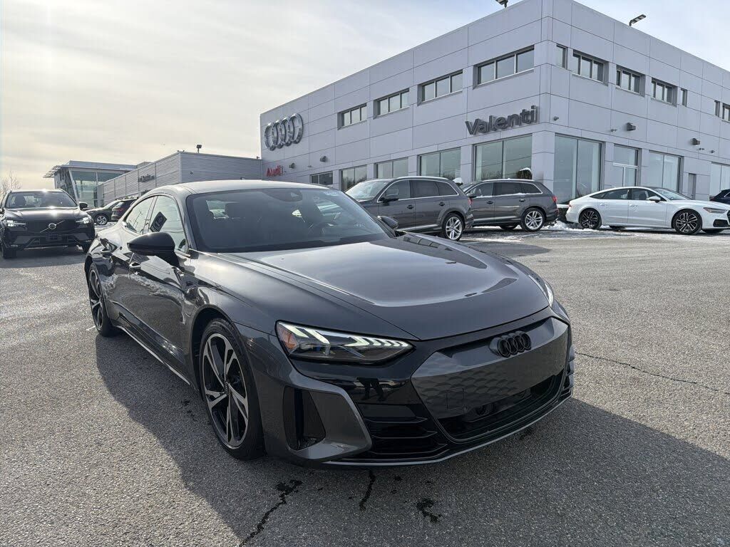2023 AUDI e-tron GT