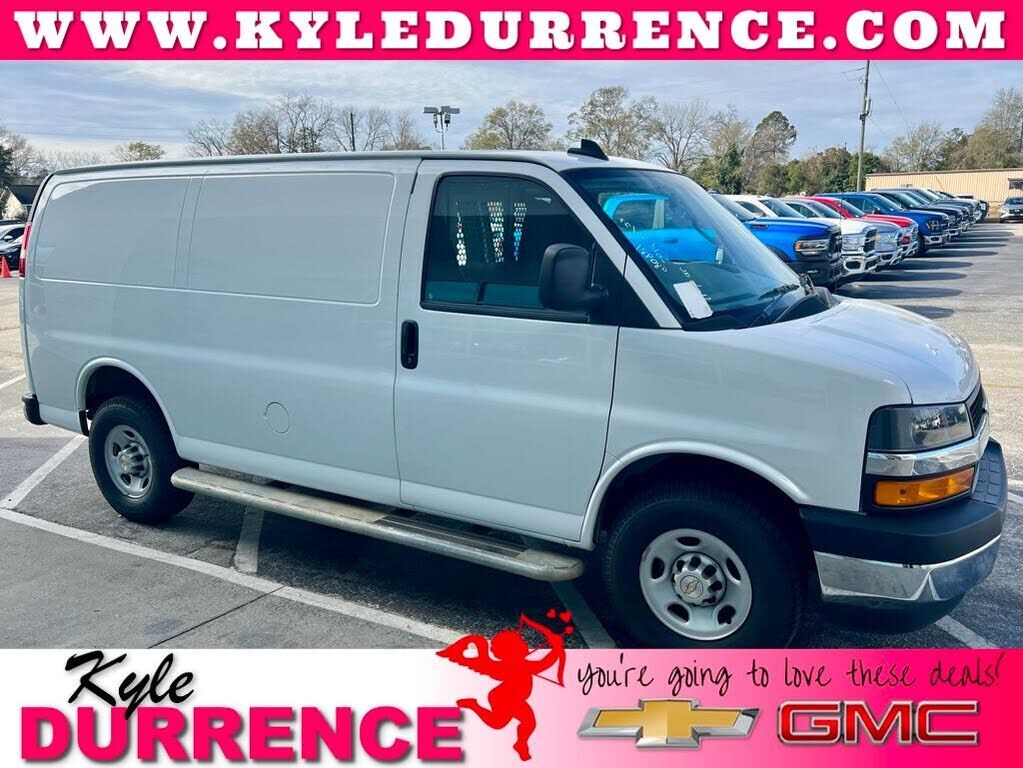 2024 CHEVROLET Express