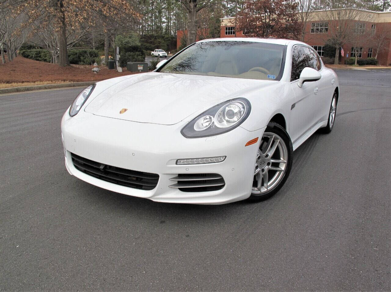 2014 PORSCHE Panamera