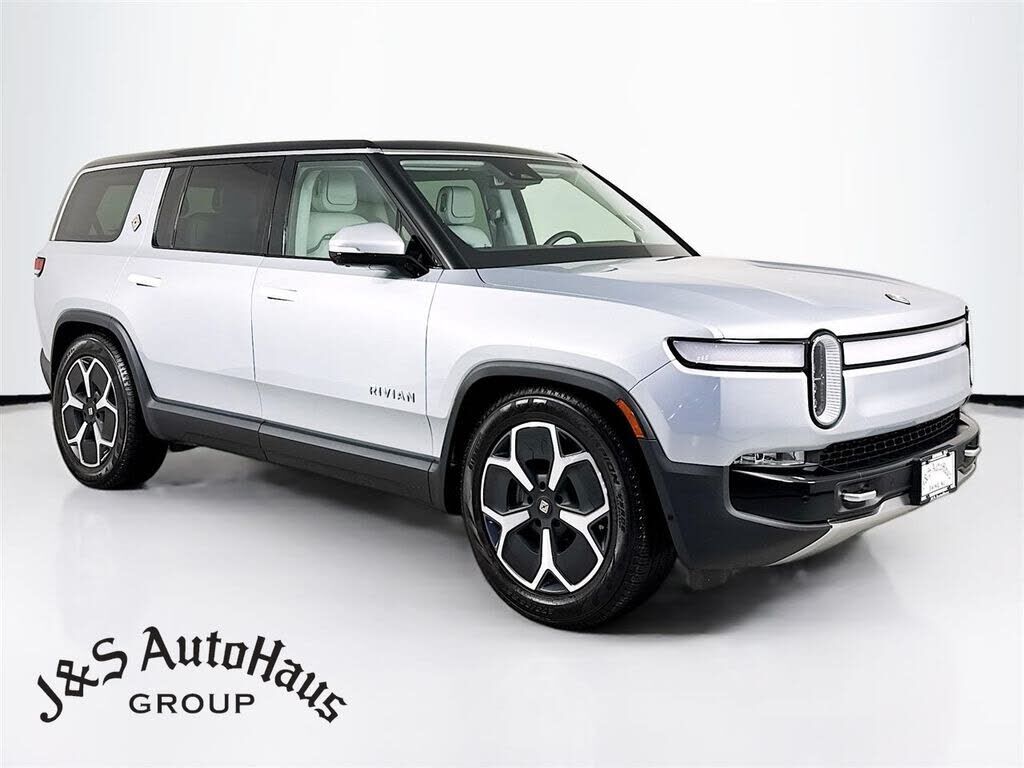 2024 RIVIAN R1S
